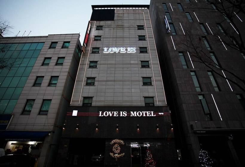 Hotel Seongnam Love Is