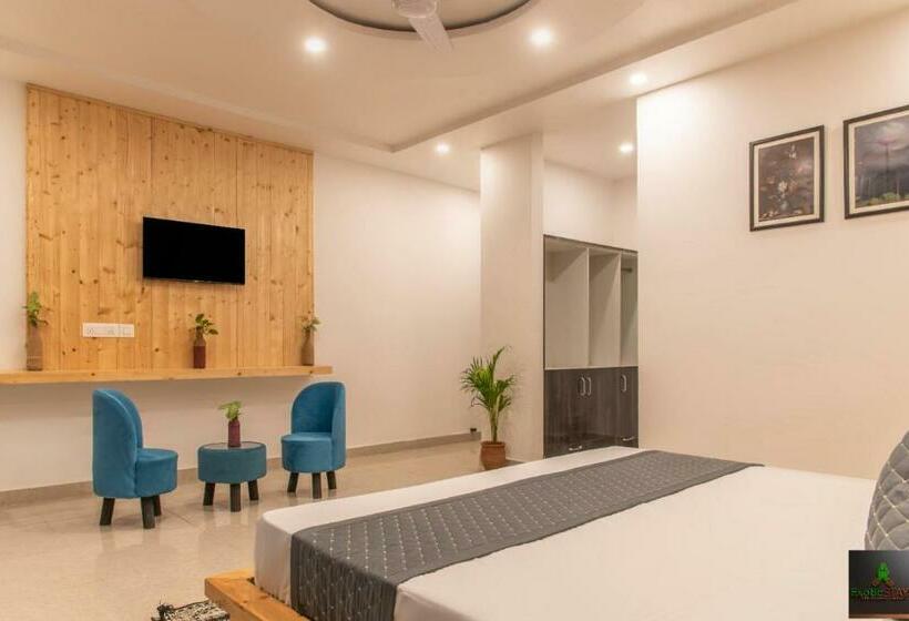 فندق The Coudberry I Serviced Villa I Pvt Balcony I Open Air Terrace I Bonfire I Couple Friendly I By Exo