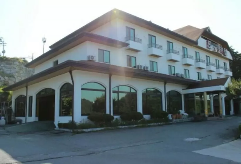 Namwon Greenpia Motel