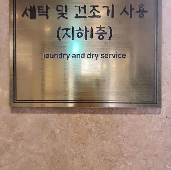 Hotelli 24st Prestige