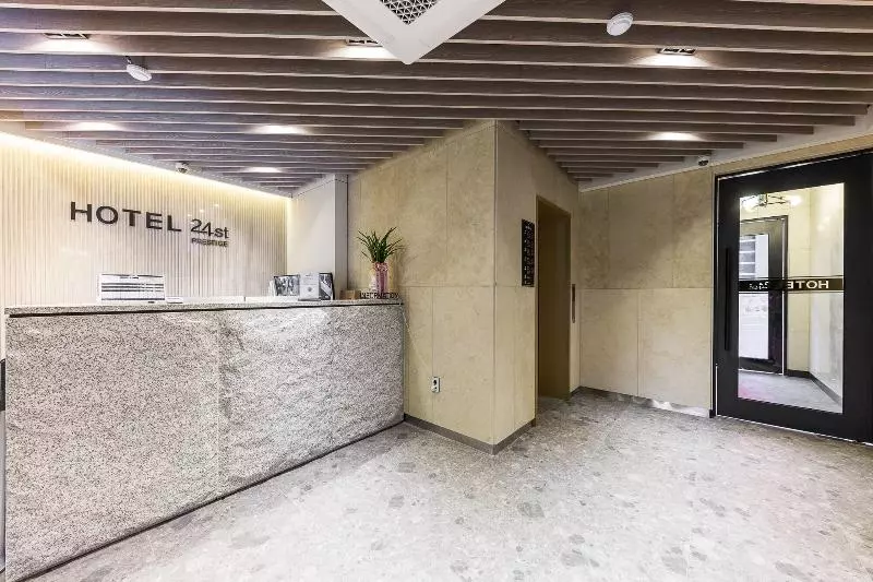 Hotelli 24st Prestige