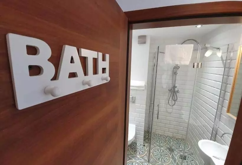 Hotelli Apartamenty Morskie Historie   365pam