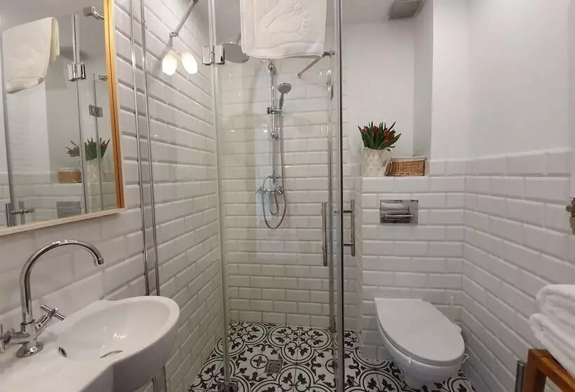 Hotelli Apartamenty Morskie Historie   365pam