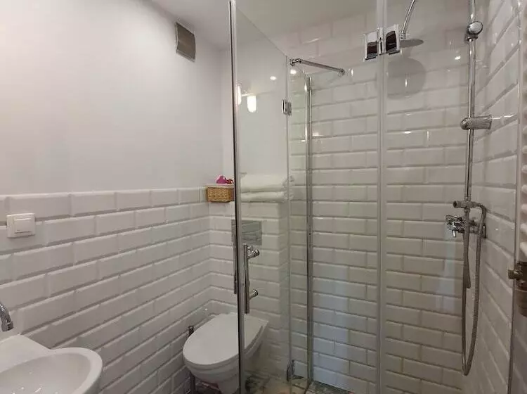 Hotelli Apartamenty Morskie Historie   365pam