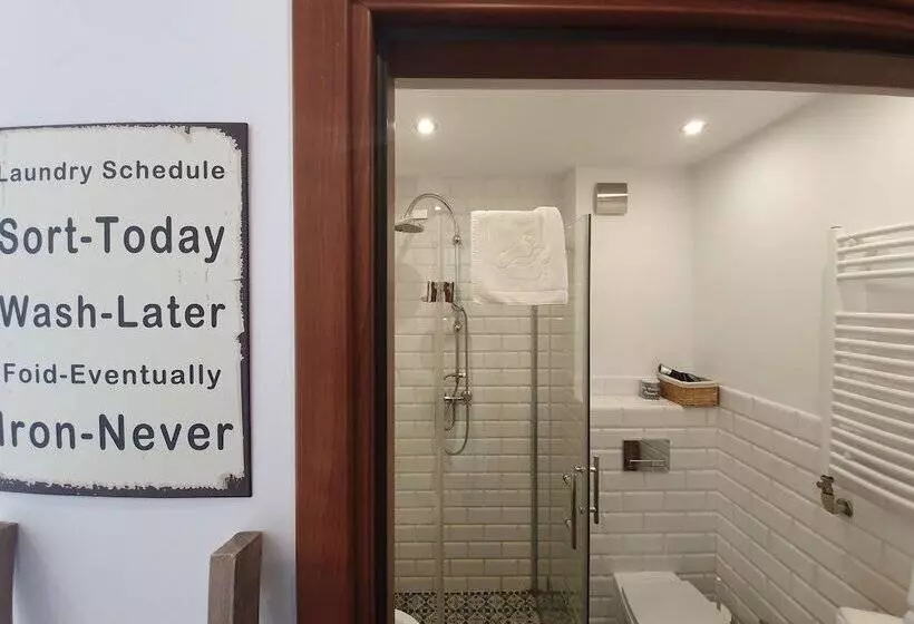 Hotelli Apartamenty Morskie Historie   365pam