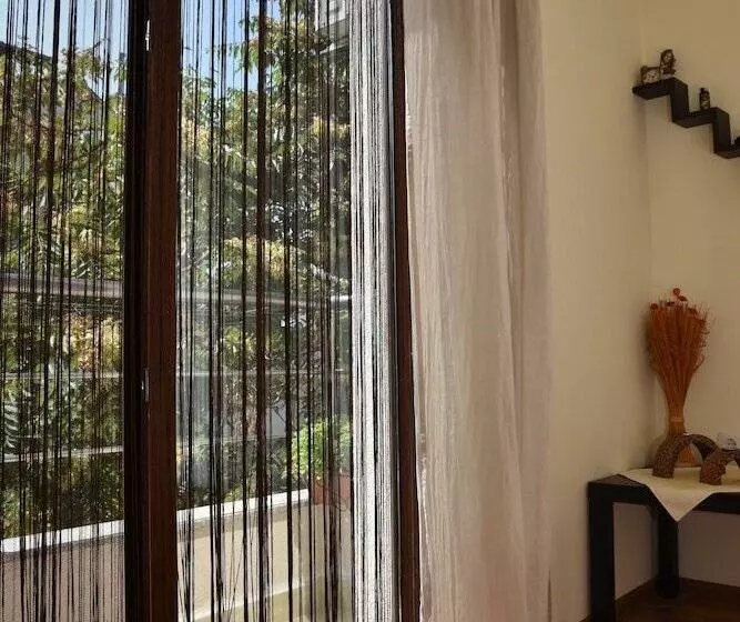 هتل Apartments Plovdiv