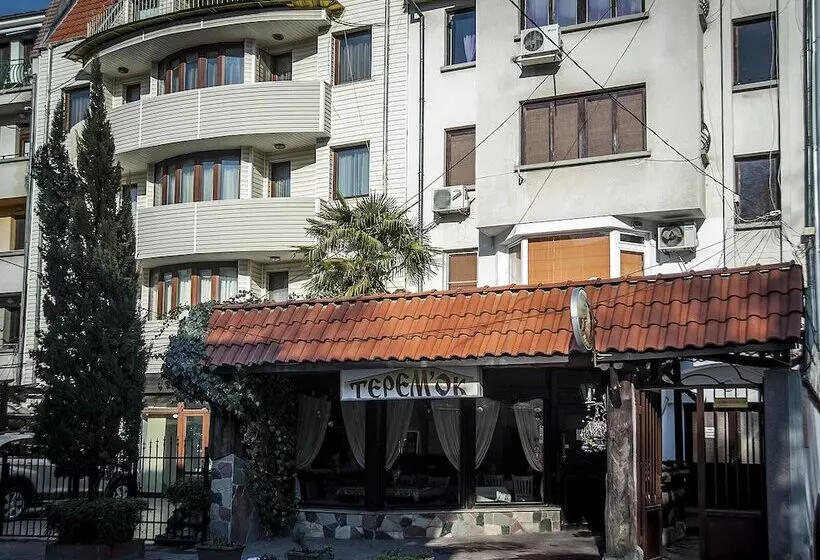 هتل Apartments Plovdiv
