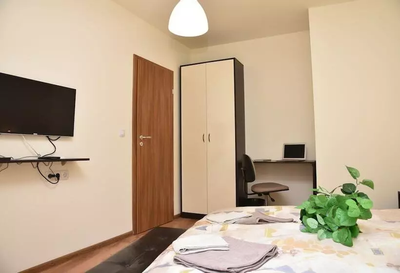 هتل Apartments Plovdiv