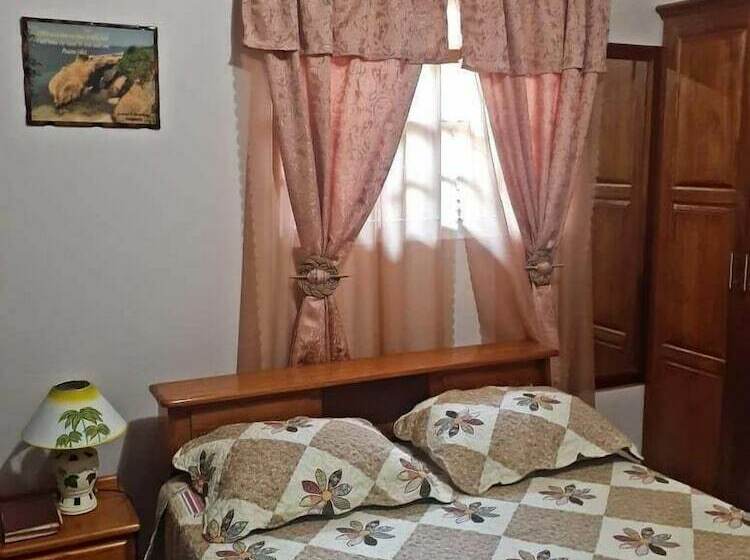 هتل Greenhaven Cottage B&b