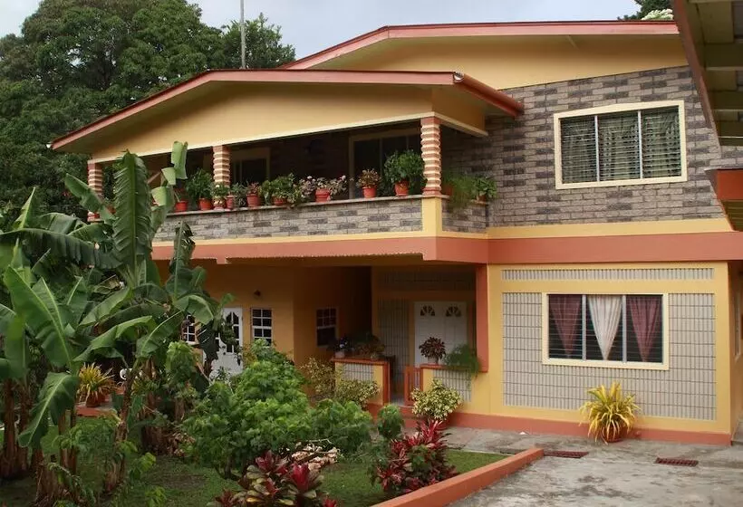 هتل Greenhaven Cottage B&b