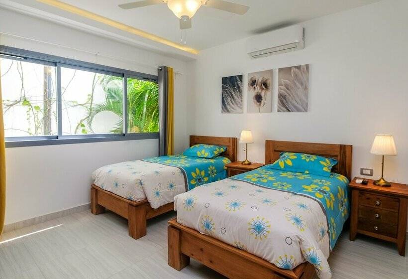 Nicole Apthotel Penthouse