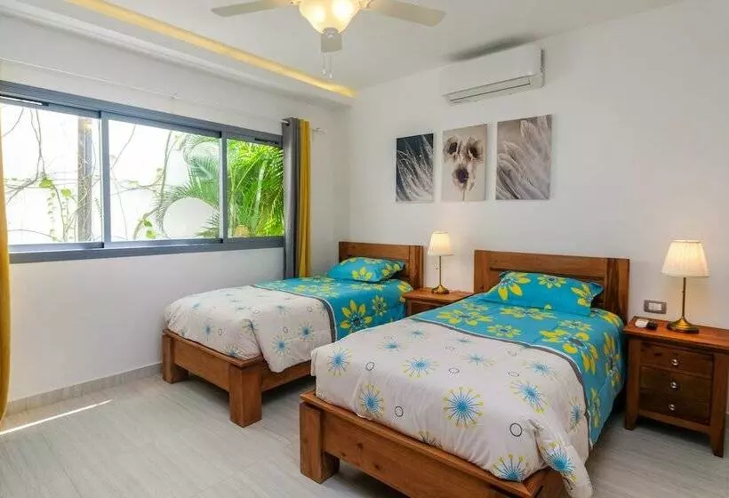 Nicole Apthotel Penthouse
