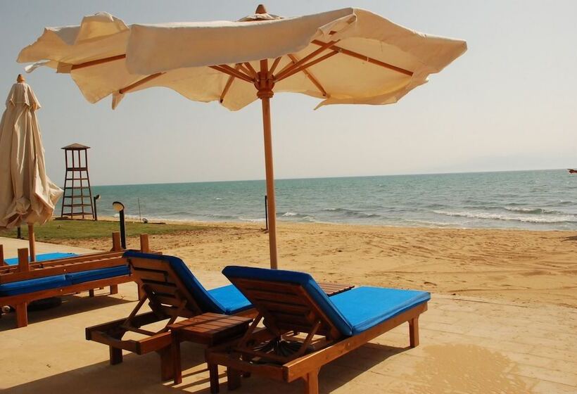 هتل Palm Beach Hostmark Resort