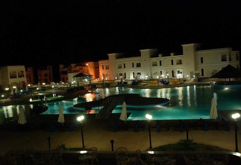 هتل Palm Beach Hostmark Resort