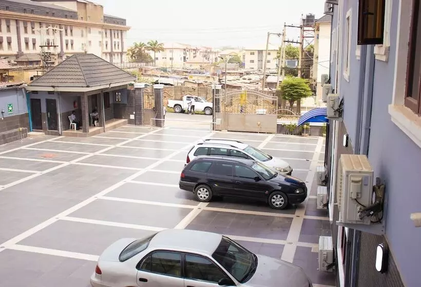 Parris Royal Hotel And Suites Abuja