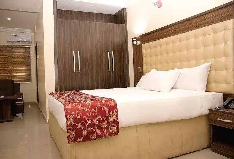 Parris Royal Hotel And Suites Abuja