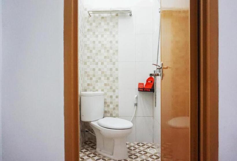 Szálloda Reddoorz @ Jalan Danau Limboto