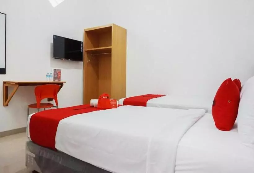 هتل Reddoorz @ Jalan Danau Limboto