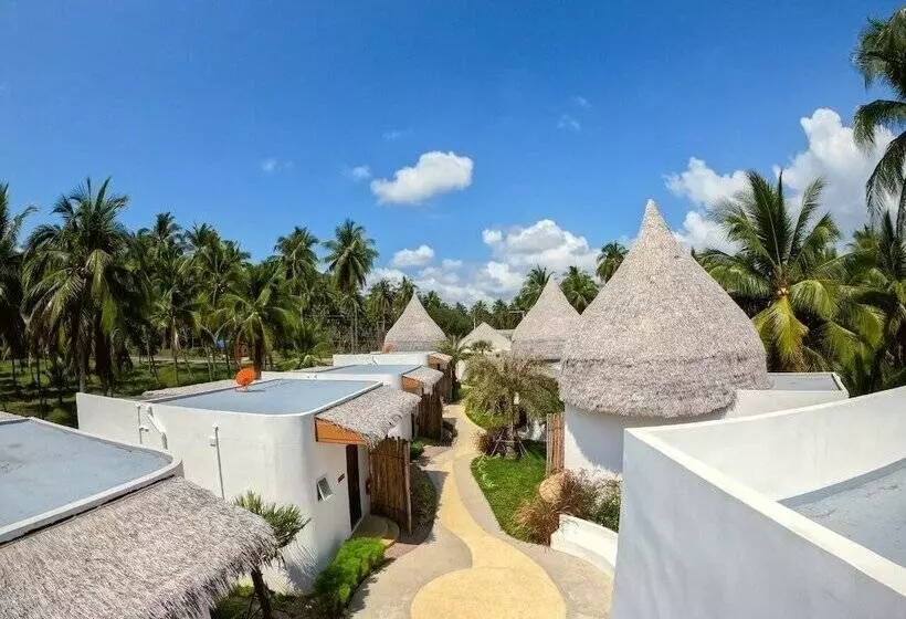 Hotelli Resto Sea Resort