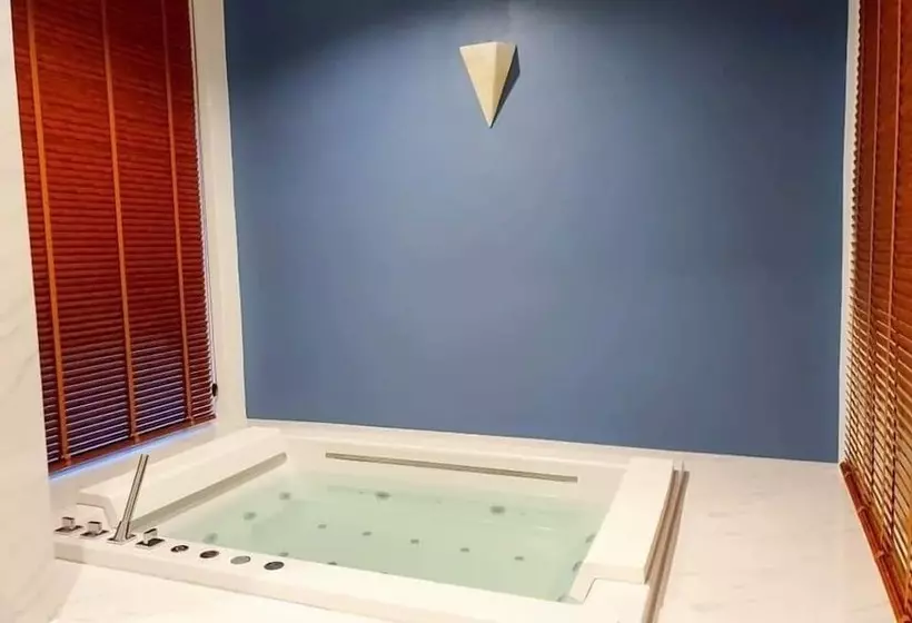 Hotelli Resto Sea Resort