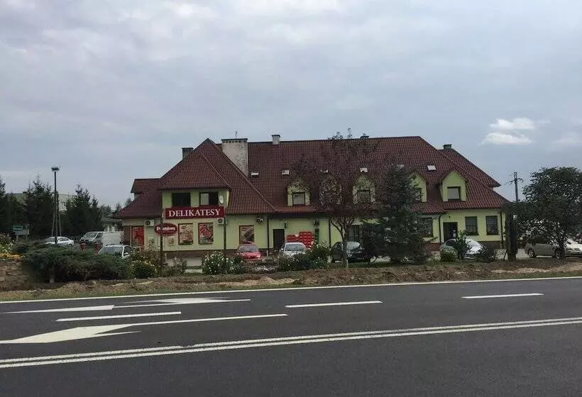 ホテル Zajazd Namysłowiak