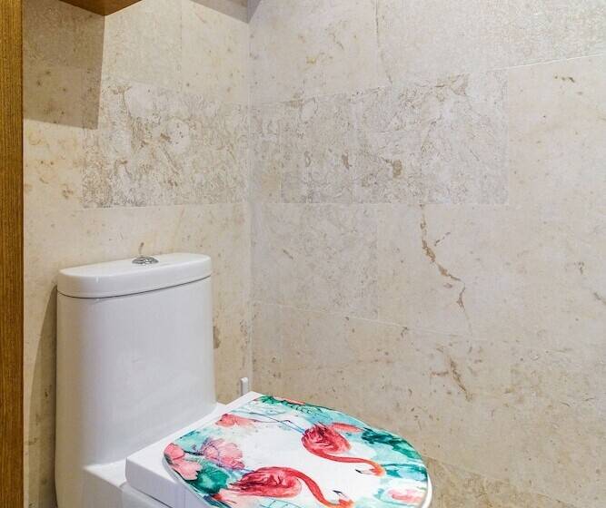 Nicole Apthotel Penthouse