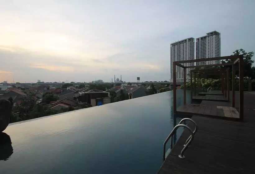Hotelli Apartemen Grand Kamala Lagoon By Aparian