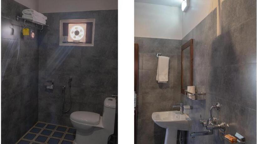 هتل Seven Lakes Resort