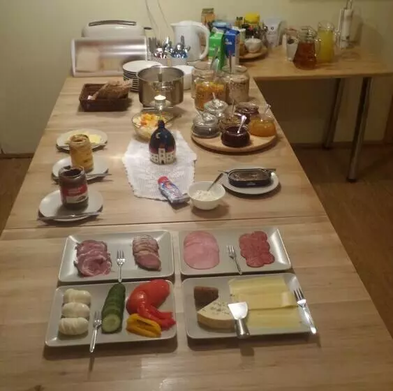 هتل Guesthouse Steinsholt