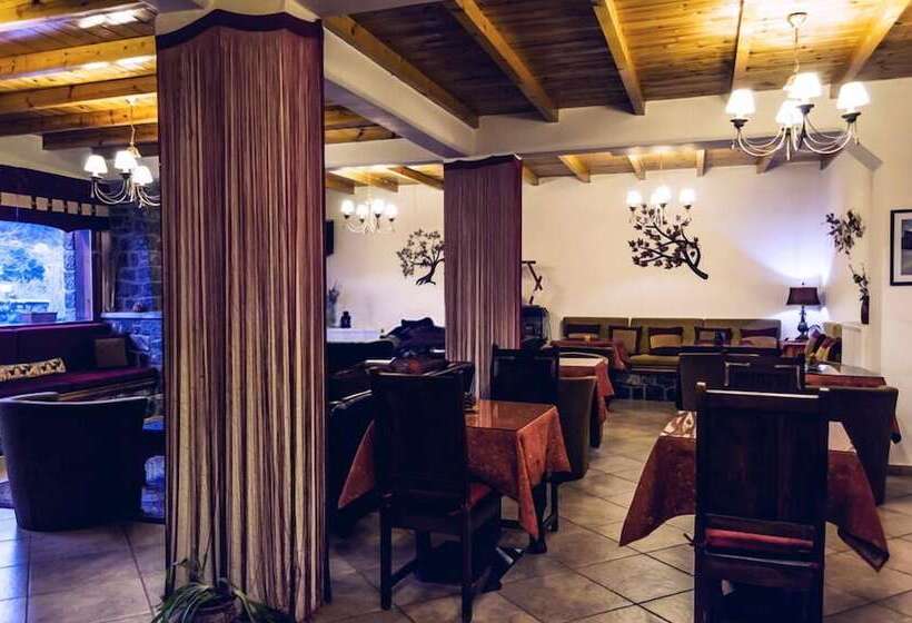 Отель Guesthouse Teloni