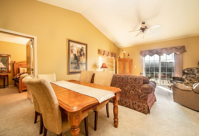 هتل The Links At Thousand Hills