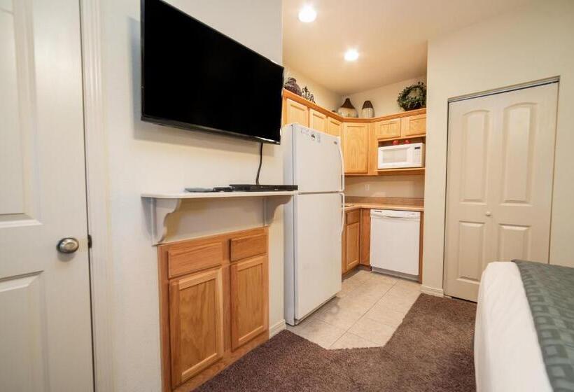 هتل The Links At Thousand Hills