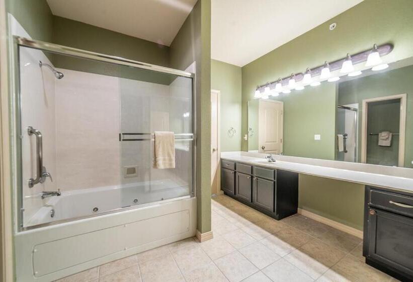 هتل The Links At Thousand Hills