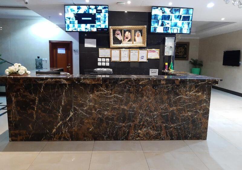 ホテル Oyo 474 Alyousr Royal