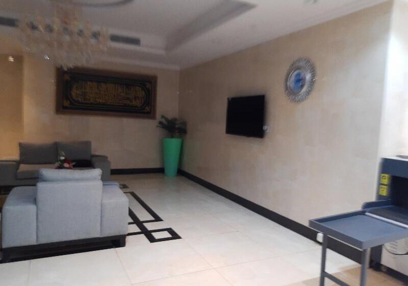 ホテル Oyo 474 Alyousr Royal