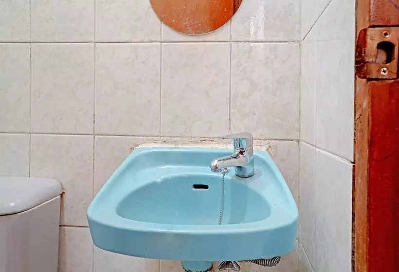 ホテル Teratai Residence