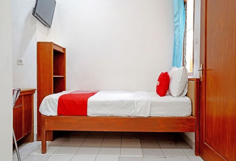 בית מלון כפרי Teratai Residence