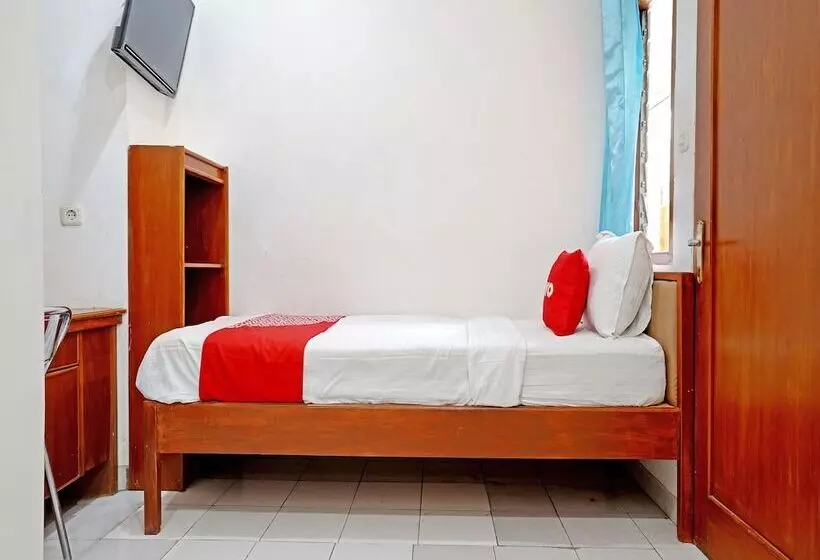 ホテル Teratai Residence