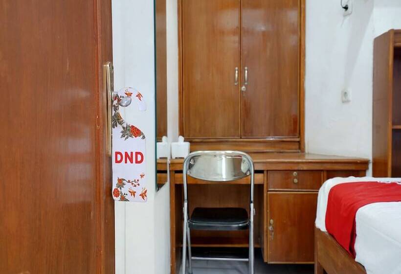 בית מלון כפרי Teratai Residence