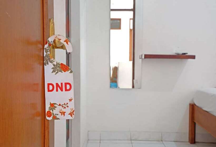 בית מלון כפרי Teratai Residence