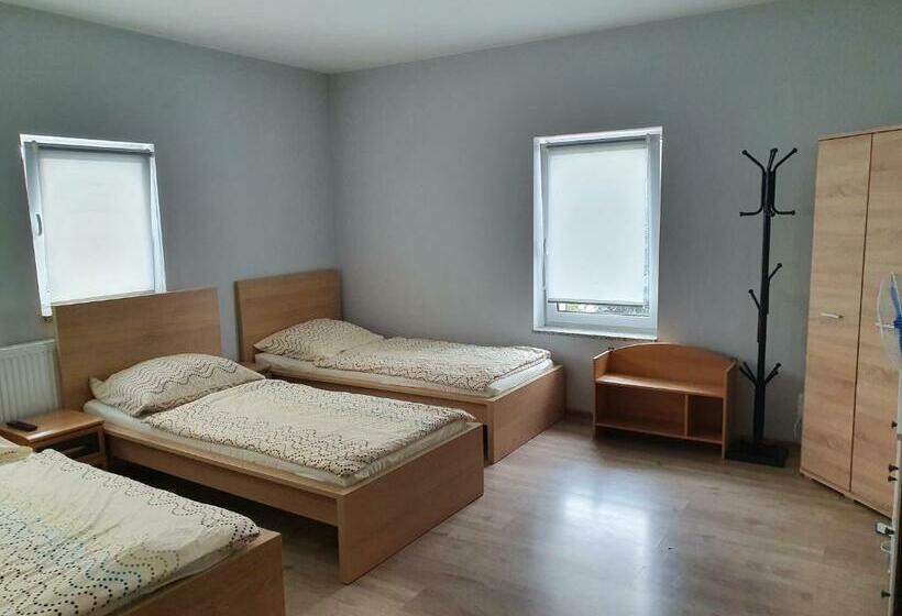 住宿加早餐 Kamienica żerniki Wrocławskie