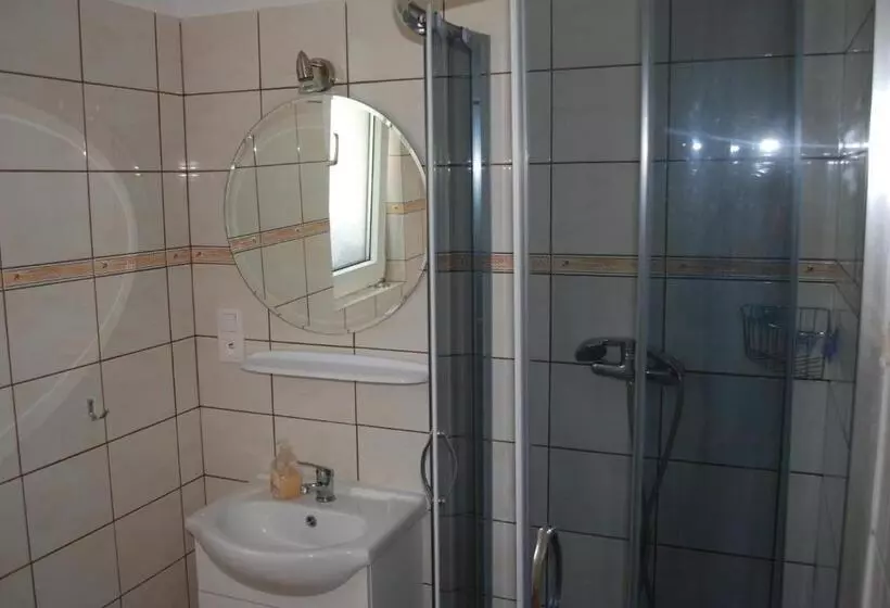 Hotelli łabądkowo