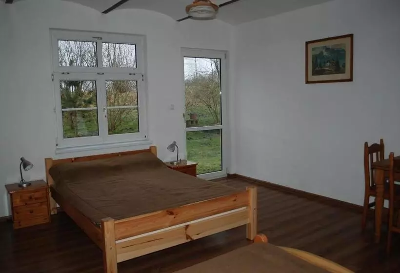 Hotelli łabądkowo