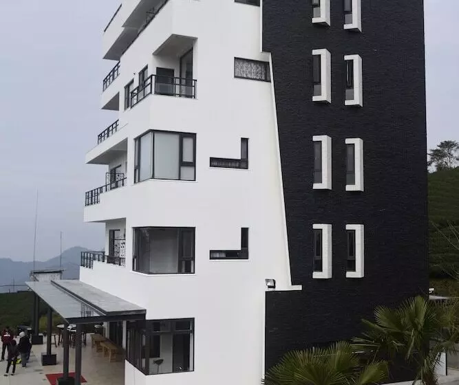 هتل Alishan B&b Yunmingi