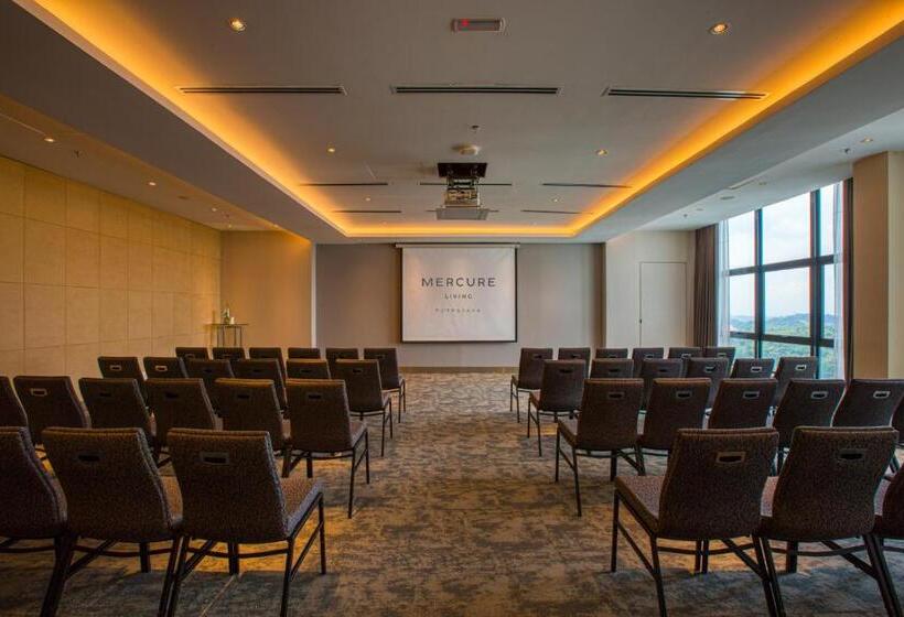בית מלון כפרי Mercure Living Putrajaya