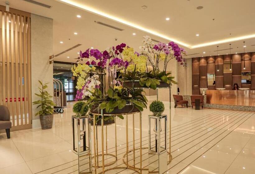 בית מלון כפרי Mercure Living Putrajaya