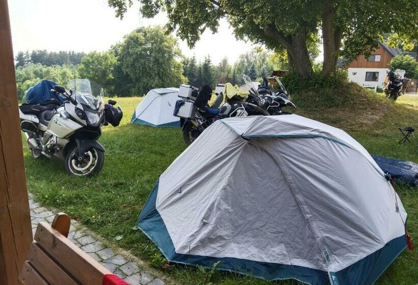 בית מלון כפרי W łęgu Natury