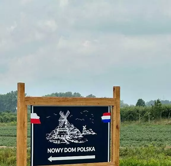 ベッドアンドブレックファースト Nowy Dom Polska