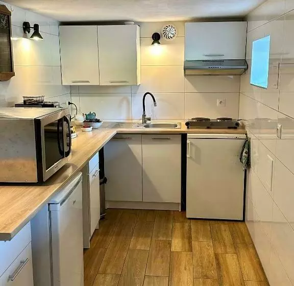 ベッドアンドブレックファースト Nowy Dom Polska