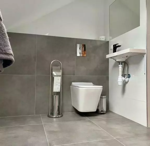 ベッドアンドブレックファースト Nowy Dom Polska